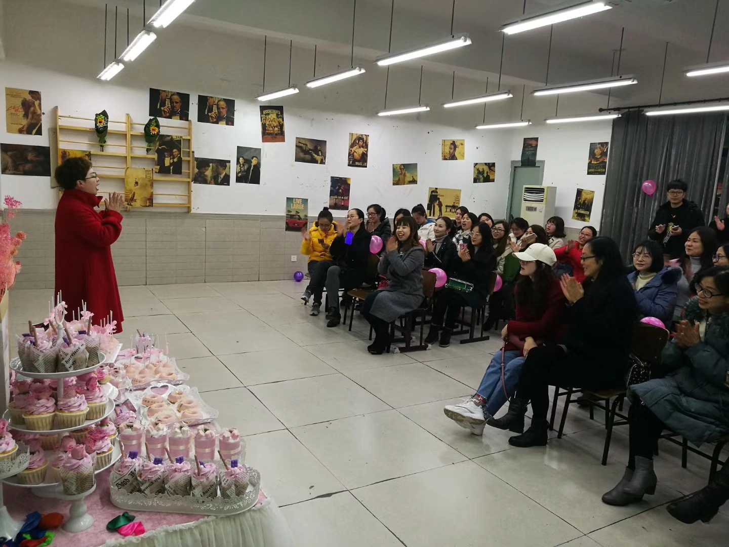 封神榜、果汁机,小提琴拉给你——记西大附中庆祝三八妇女节活动