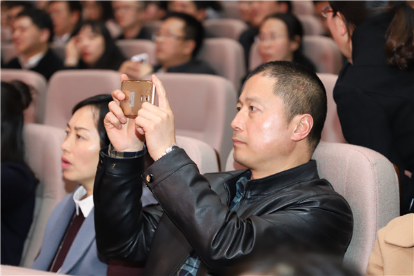 我们的十八 我们的2018 ——bw必威西汉姆联官网附属中学高2018级成人礼暨高考百日誓师大会