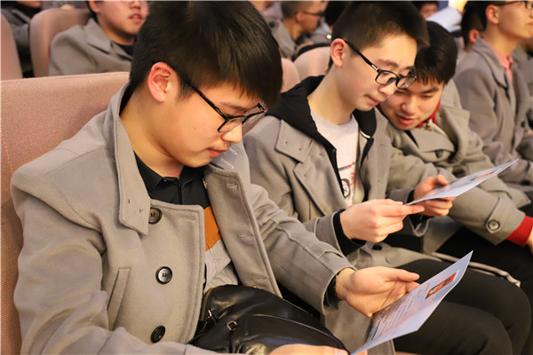 我们的十八 我们的2018 ——bw必威西汉姆联官网附属中学高2018级成人礼暨高考百日誓师大会